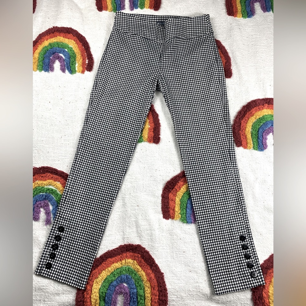 Elliot Lauren Pull-On Ankle Pants with Buttons